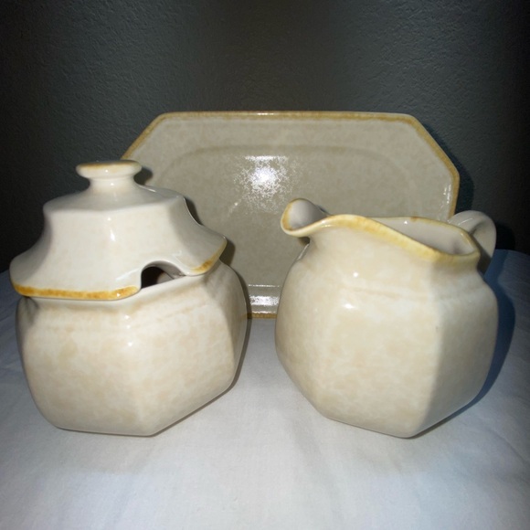 *1A Mikasa Romantics sugar bowl and creamer set includes tray 1980 - Picture 4 of 9
